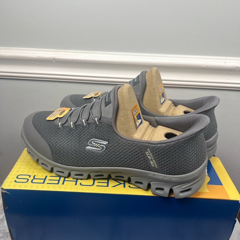 Skechers Slip-Ins: Glide-Step - Vibey in charcoal size 10 wide - Picture 5 of 8